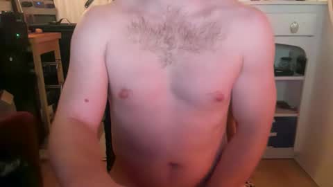 Snapshot of esteban10121 chatting on 03.04.26 esteban10121 online show from 03.04.26