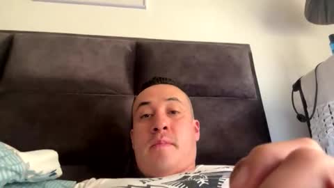 esteban121222 online show from 01.11.26