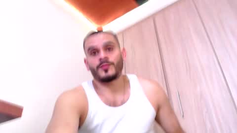 Esteban Fernandez online show from 02.08.25