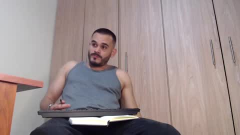 Esteban Fernandez online show from 02.15.25