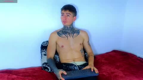 Snapshot of estebanchar_ chatting on 05.02.26 Esteban independent model online show from 05.02.26