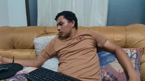 Esteban online show from 10.27.25