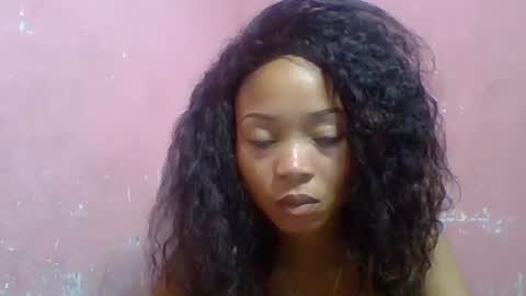 estelah20 online show from 09.15.25