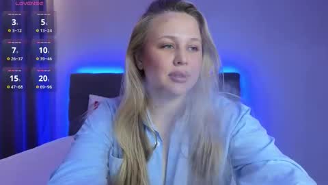 Estella online show from 10.06.25