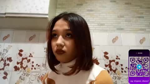 Snapshot of estellekirbo chatting on 02.28.26 estellekirbo online show from 02.28.26