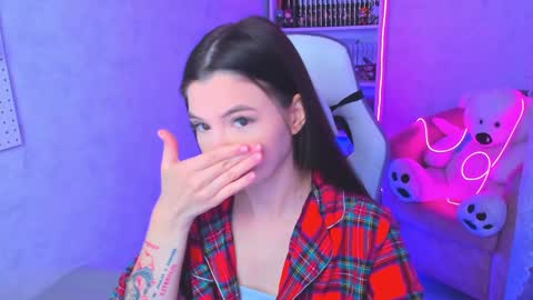 Snapshot of estercollins chatting on 12.25.24 Ester online show from 12.25.24