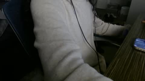 Snapshot of estessaid chatting on 10.14.25 94Bottles online show from 10.14.25