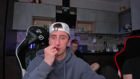 LOUIS online show from 04.09.26