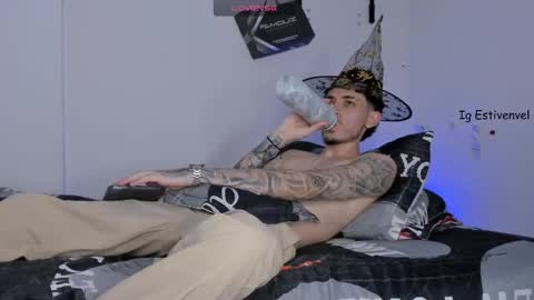 estivenvel online show from 10.29.25