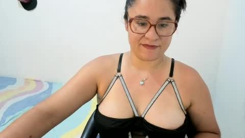 estrellajunior online show from 07.08.26
