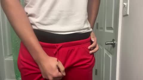 Snapshot of eternalloverboy chatting on 01.06.25 Angel online show from 01.06.25