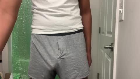 Snapshot of eternalloverboy chatting on 01.13.25 Angel online show from 01.13.25