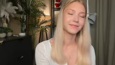 Natalie online show from 07.10.26