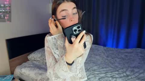 Snapshot of eternity_is_endless chatting on 02.22.25 Mary online show from 02.22.25