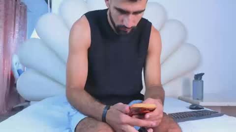 Ethan online show from 09.11.25