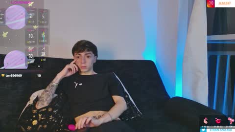 Snapshot of ethan_and_ava chatting on 01.19.26 ethan and ava online show from 01.19.26