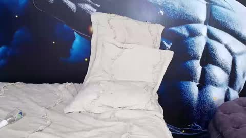 King Ethan online show from 02.09.25