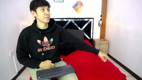 Snapshot of ethan_grayy chatting on 07.12.26 NATE online show from 07.12.26