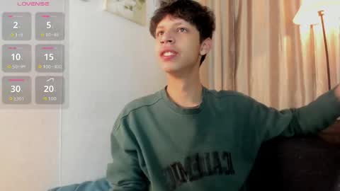 Snapshot of ethan_qop chatting on 05.14.26 Ethan online show from 05.14.26