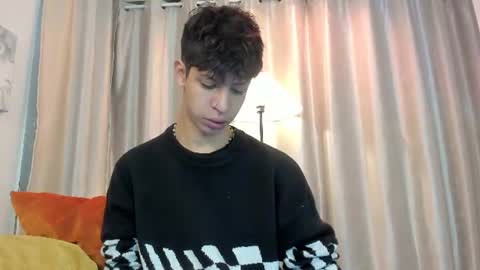 Snapshot of ethan_qop chatting on 06.18.26 Ethan online show from 06.18.26