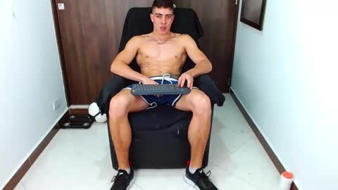 ethangreey1 online show from 02.13.25