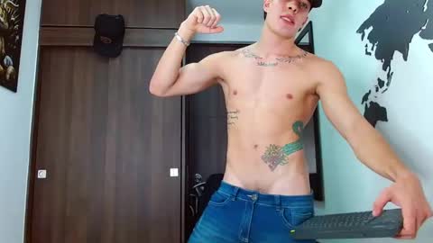 ethangreey1 online show from 02.28.25