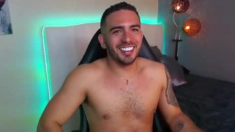 Snapshot of ethanhairy chatting on 06.04.26 Ethan online show from 06.04.26