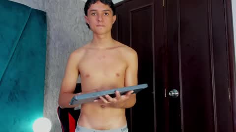 ethanlowell online show from 01.24.25