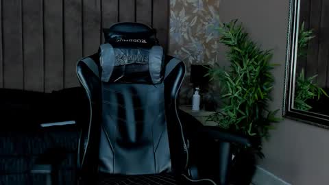 ethanlowell online show from 10.08.25