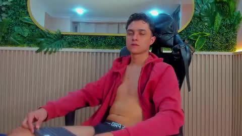 ethanlowell online show from 01.08.26