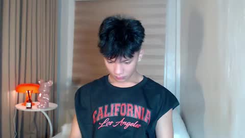 Rey online show from 02.04.26