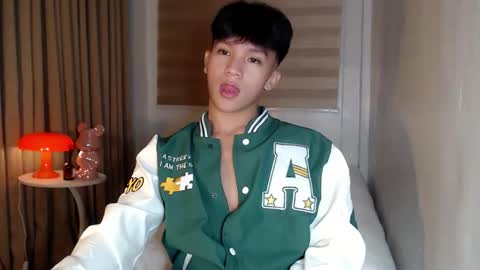 Snapshot of etherealboytoy4hire chatting on 03.04.26 Rey online show from 03.04.26