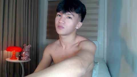 Snapshot of etherealboytoy4hire chatting on 03.05.26 Rey online show from 03.05.26