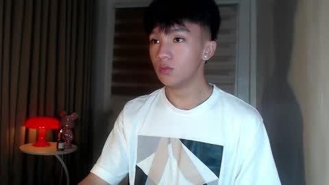Snapshot of etherealboytoy4hire chatting on 04.02.26 Rey online show from 04.02.26