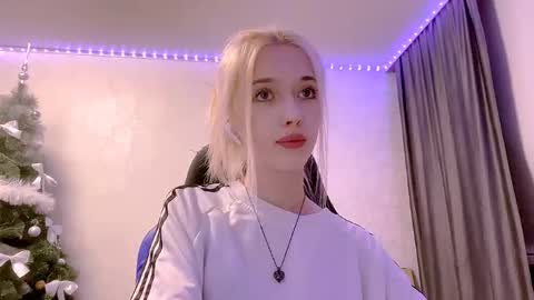 Snapshot of eufemiazurawski chatting on 02.06.26 Tali online show from 02.06.26