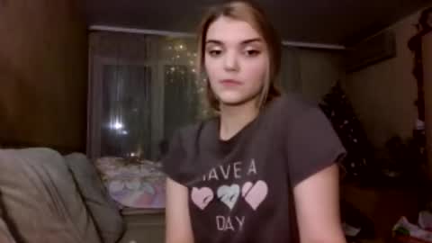 Viola online show from 12.22.25