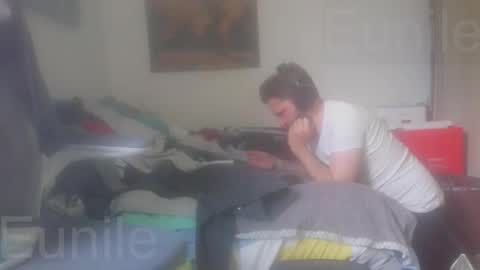 Snapshot of eunile chatting on 05.14.26 eunile online show from 05.14.26
