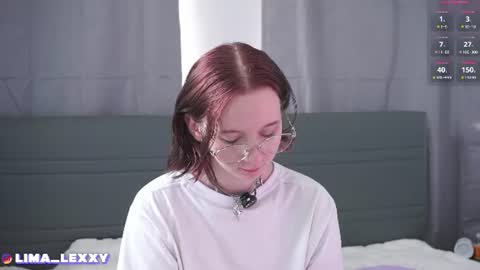 Snapshot of euphoria_girls chatting on 06.15.26 check about me online show from 06.15.26