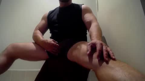 Snapshot of eurobullmuscle chatting on 02.21.26 euro bull online show from 02.21.26