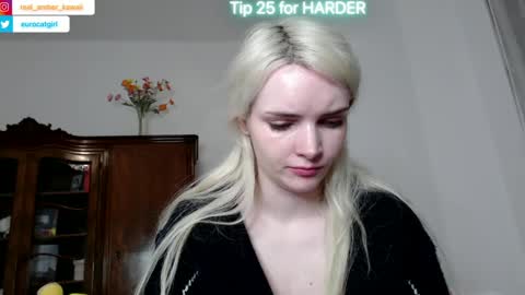 Amber Kawaii online show from 03.09.25