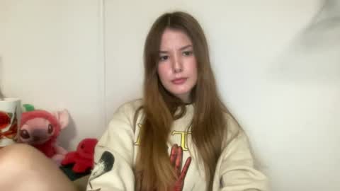 eva8raun online show from 06.12.26