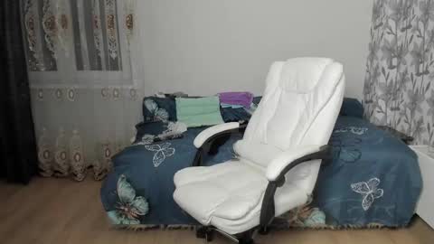 Snapshot of eva_7777 chatting on 11.08.25 Eva online show from 11.08.25