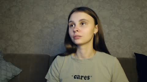 Eva Calvin online show from 12.05.24