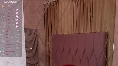 Eva Cramer online show from 03.06.25