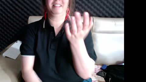 Snapshot of eva_cutie36 chatting on 04.30.26 eva online show from 04.30.26