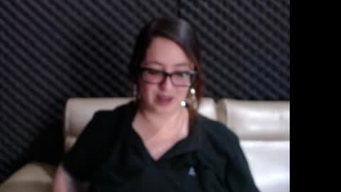 Snapshot of eva_cutie36 chatting on 05.14.26 eva online show from 05.14.26