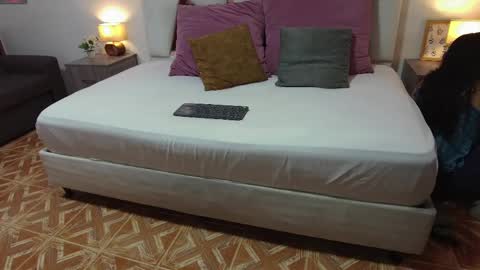 EVA DAEMON  online show from 02.26.25