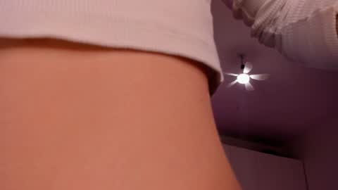 Eva Davis online show from 01.20.25