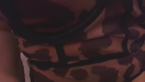 Eva Davis online show from 10.13.25