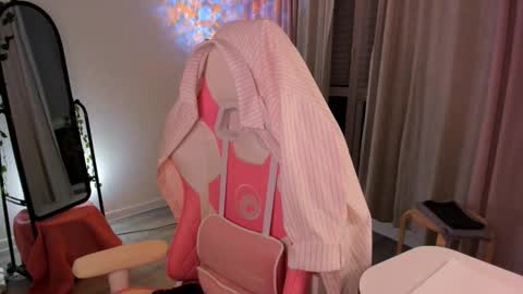 Eva Davis online show from 02.26.26